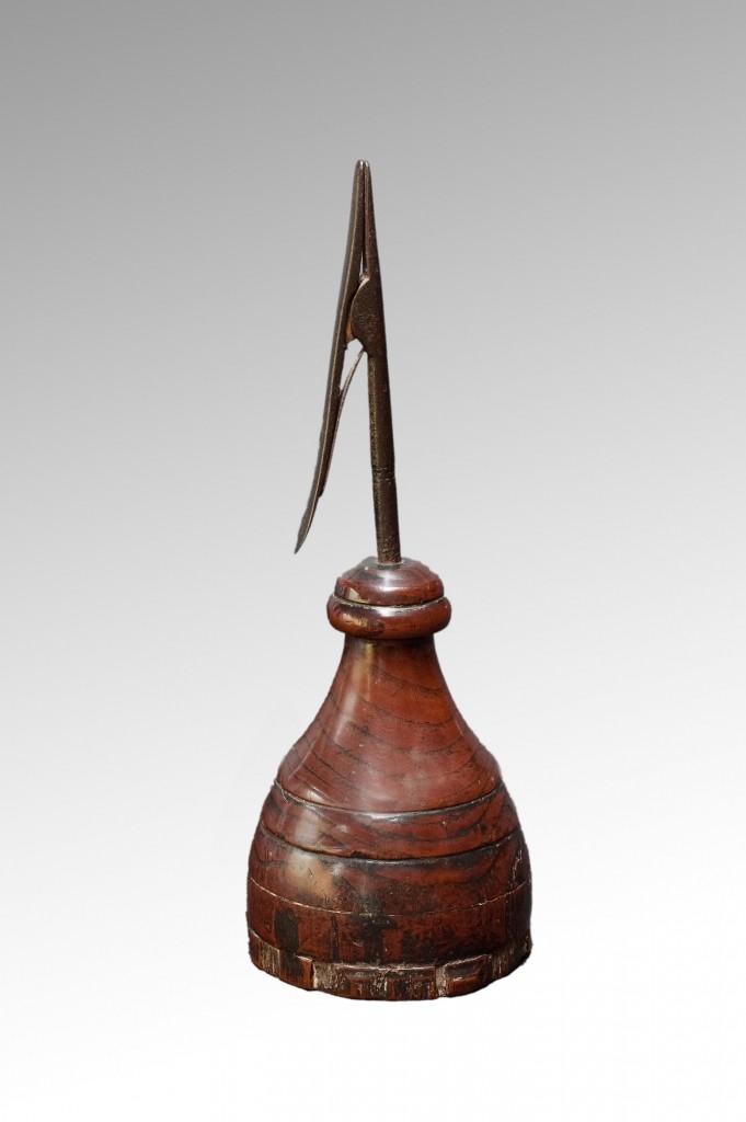 Image of An Early 18th Century Ash Rushlight Nip  [ With Provenance ]